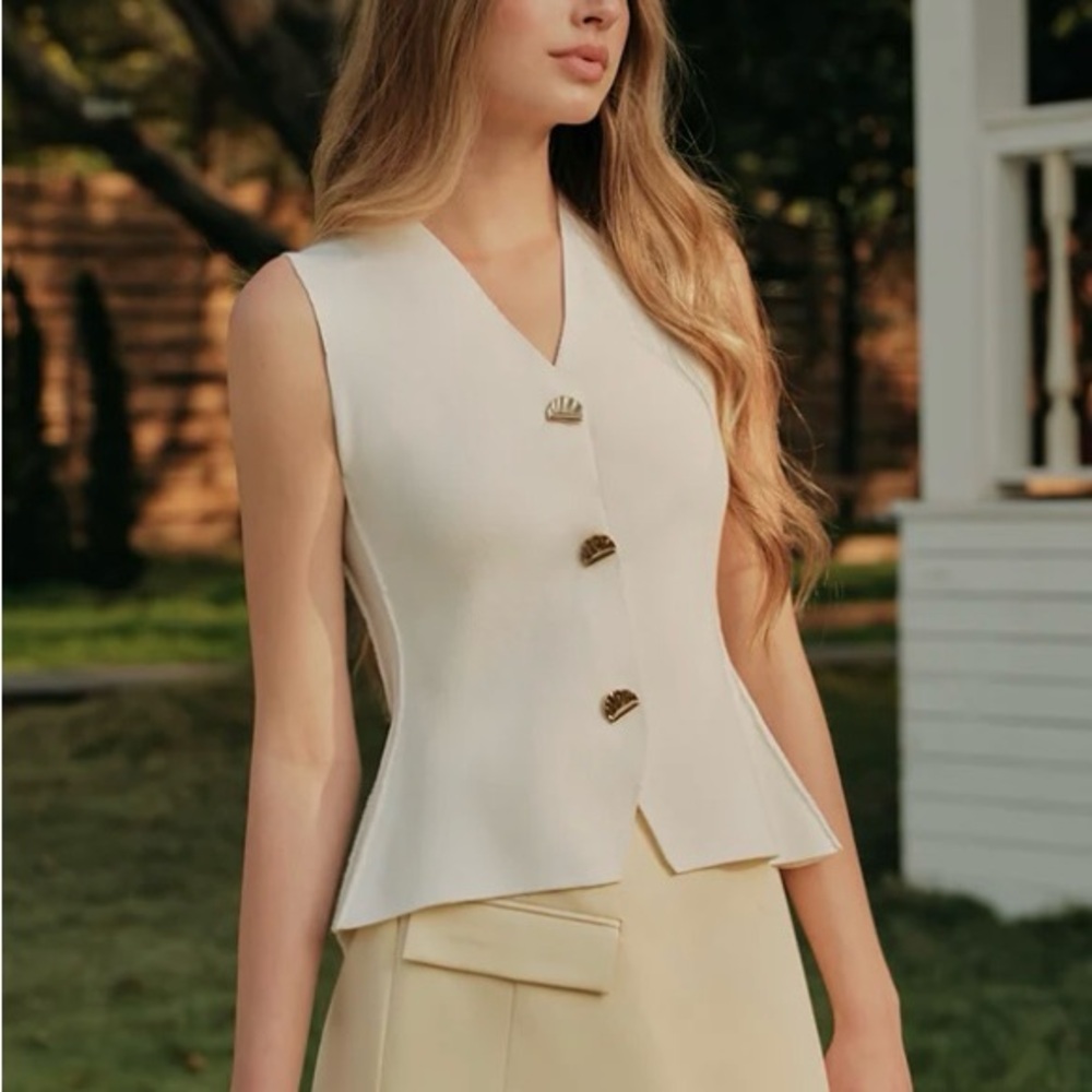 Commense Brand Elegant Metal Button Vest